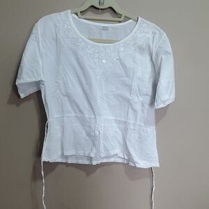 White Embroidered Women's Top Size Xl